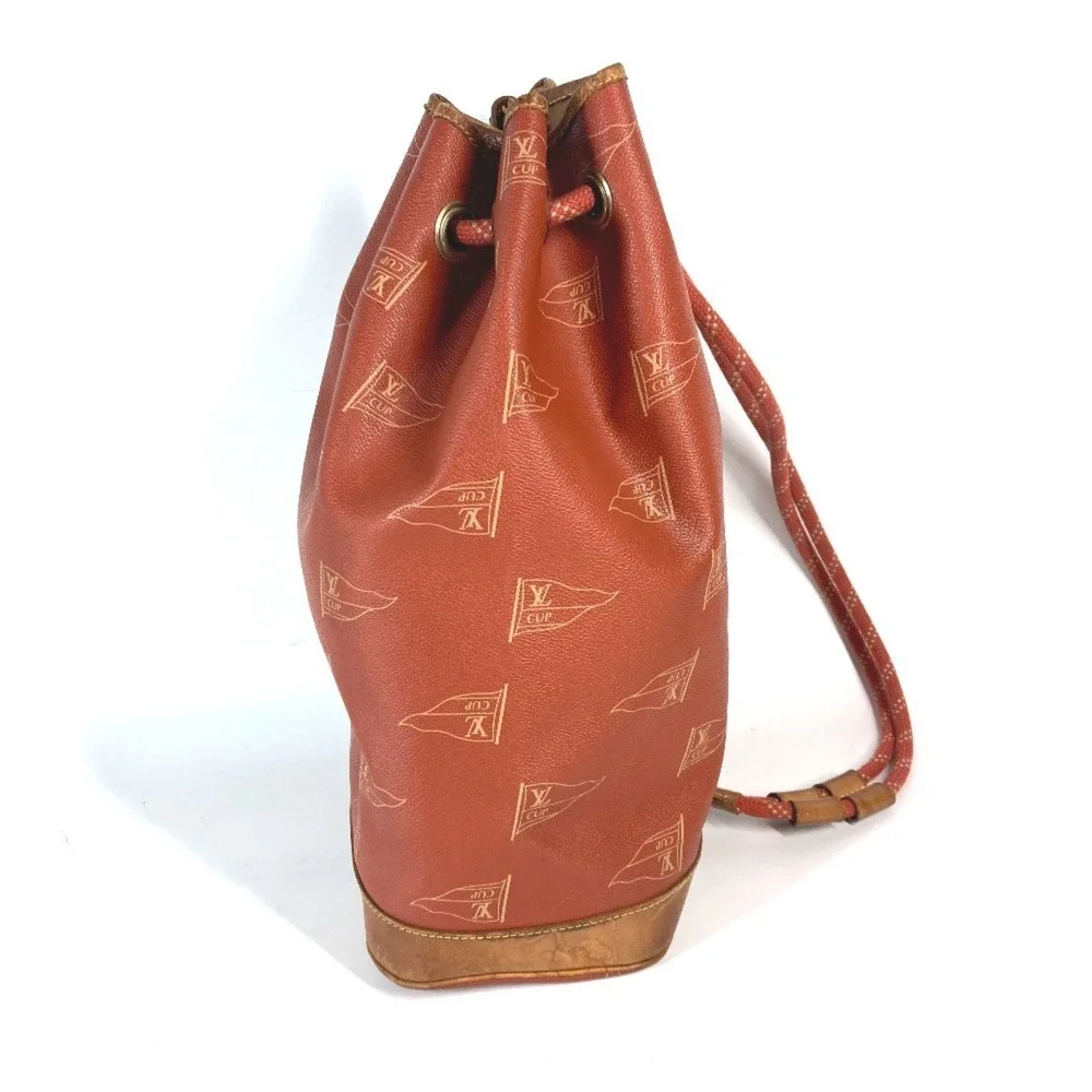 LOUIS VUITTON Brown Leather Shoulder Bag